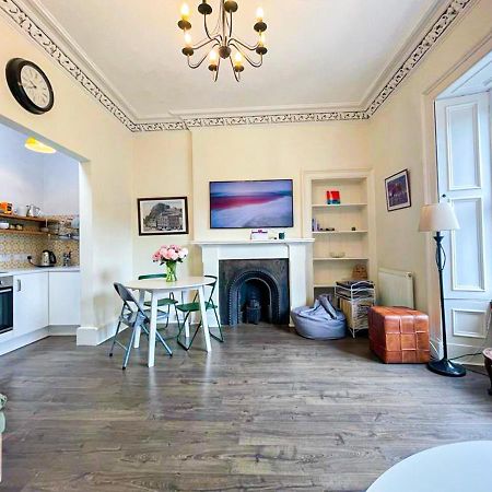 Open Plan 2 Bed Apt, Near Edinburgh Castle Leilighet Eksteriør bilde