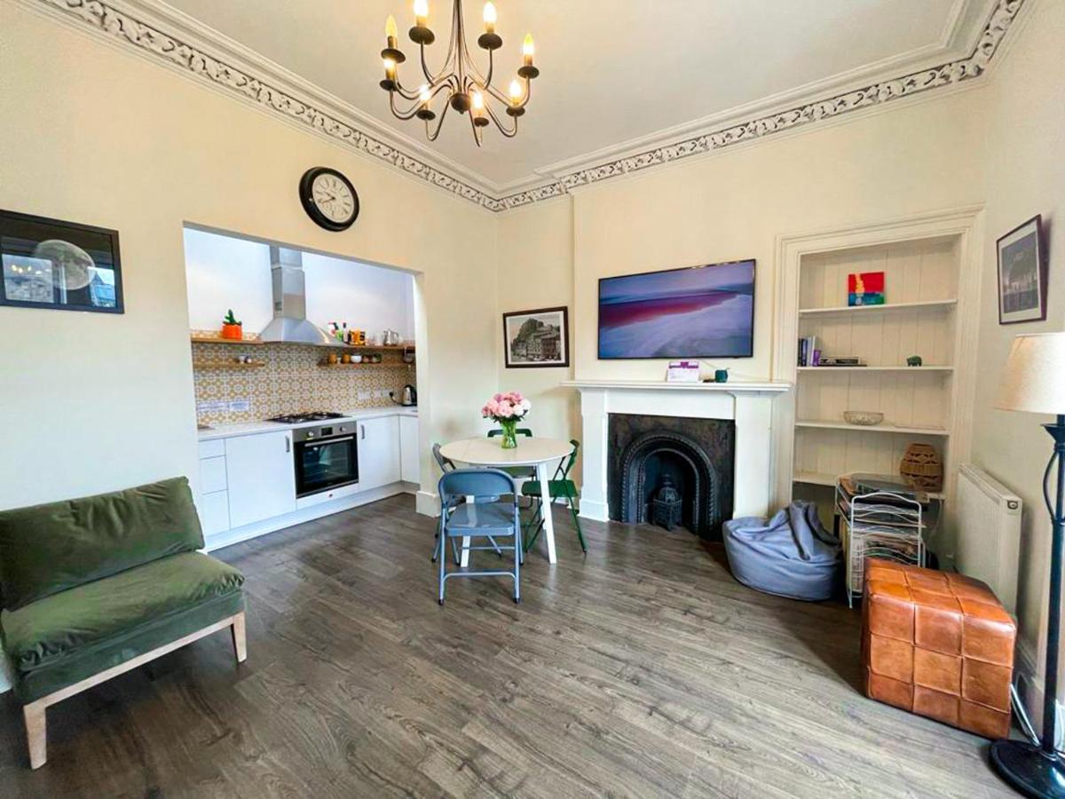 Open Plan 2 Bed Apt, Near Edinburgh Castle Leilighet Eksteriør bilde